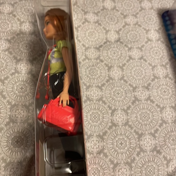 You can be anything Barbie - Picture 4 of 5